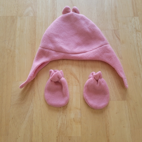 NWOT almost vintage newborn winter hat and gloves set - Picture 2 of 4